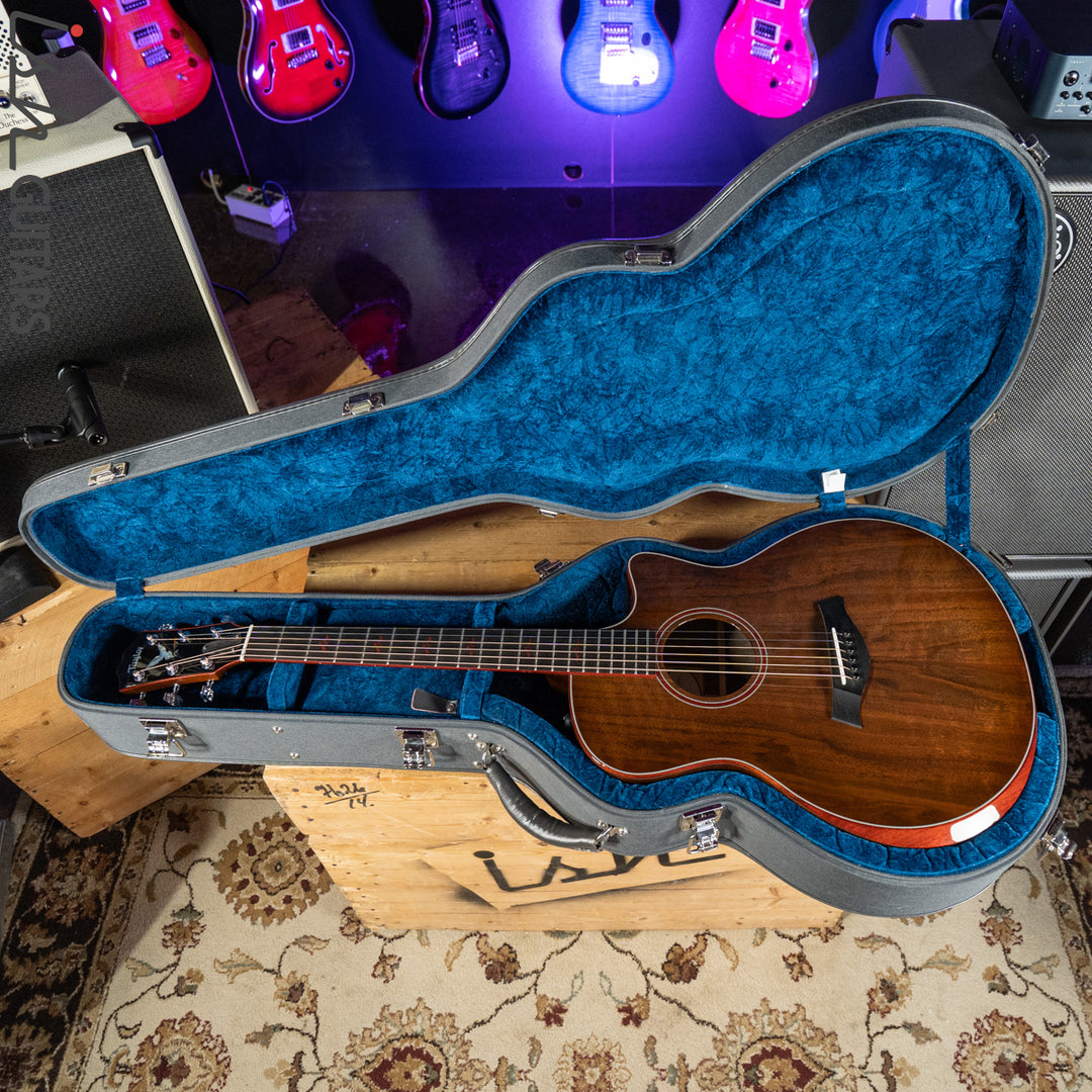 2019 Taylor Custom Grand Symphony Catch Walnut Bloodwood