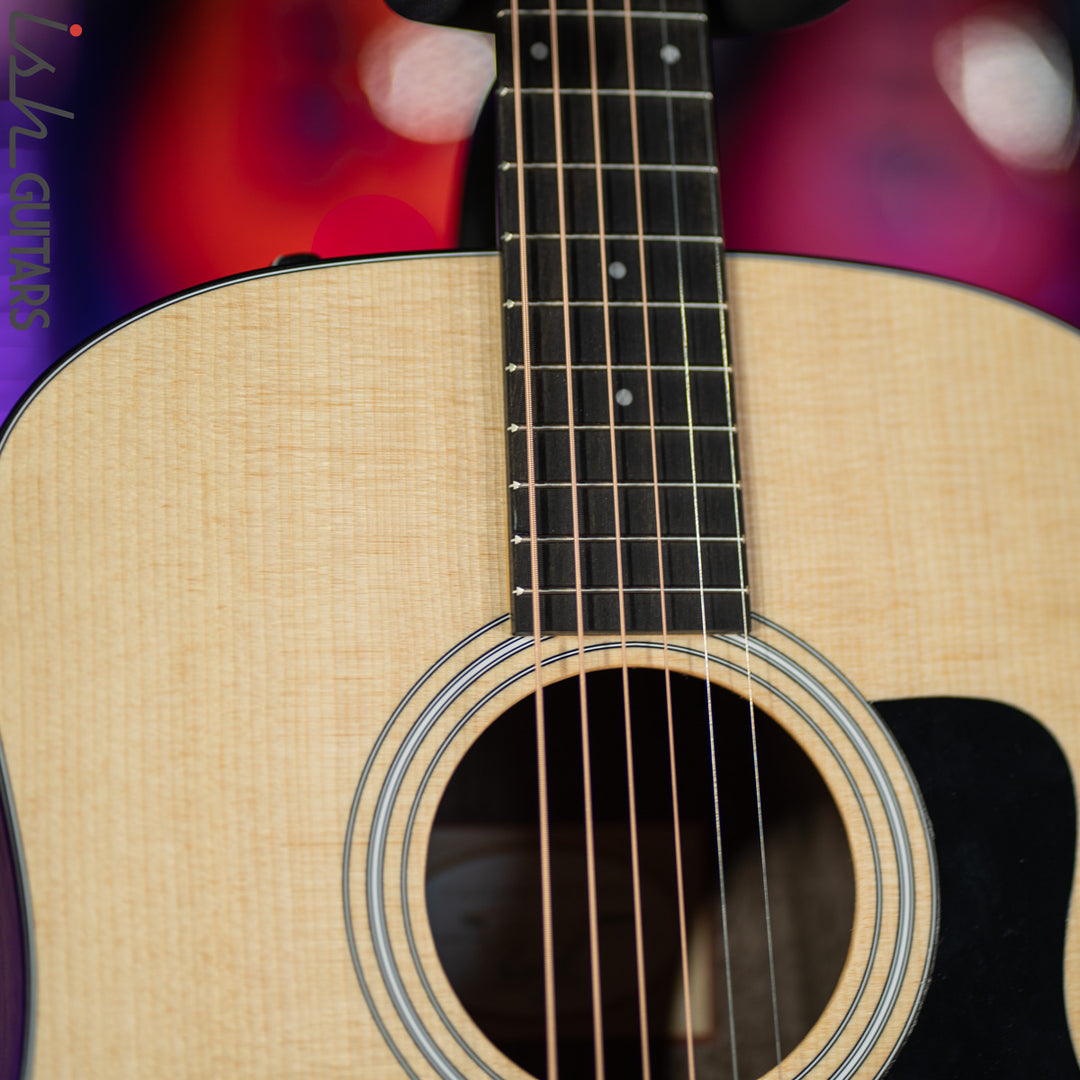 2021 Taylor 110e Dreadnought Natural Sitka