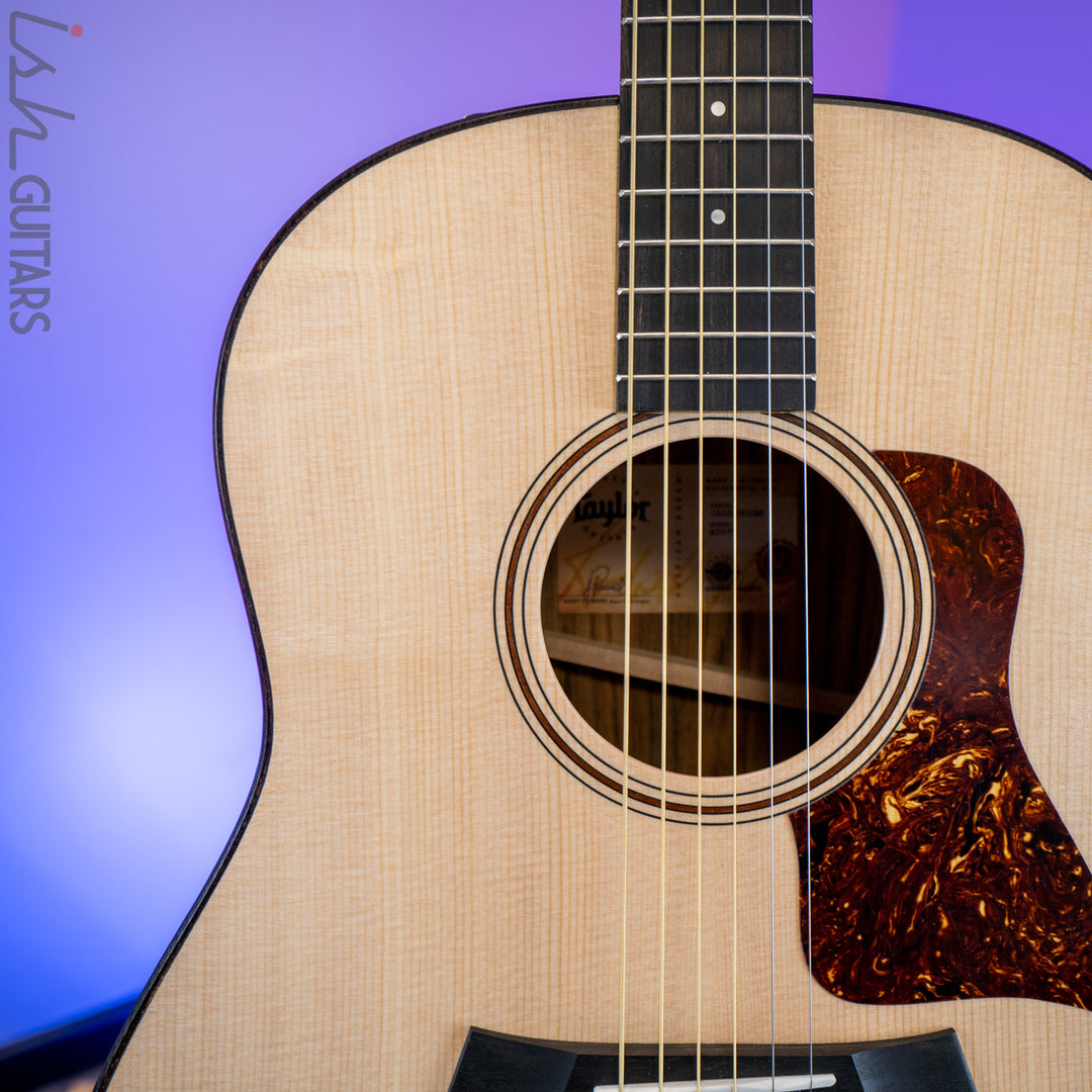 Taylor AD17e Ovangkol/Spruce