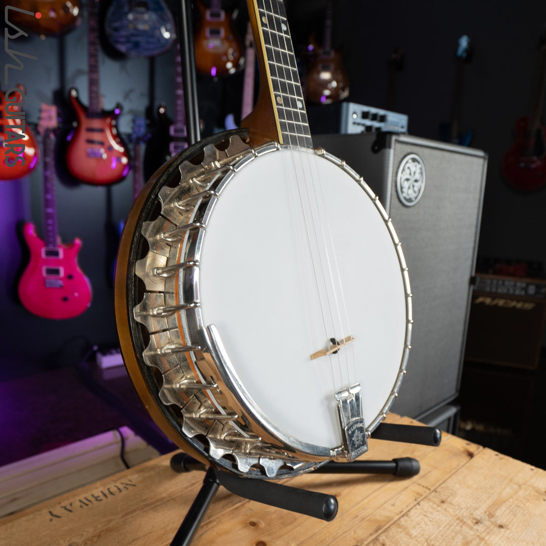 1925 Vega 28-Bracket Tenor Banjo