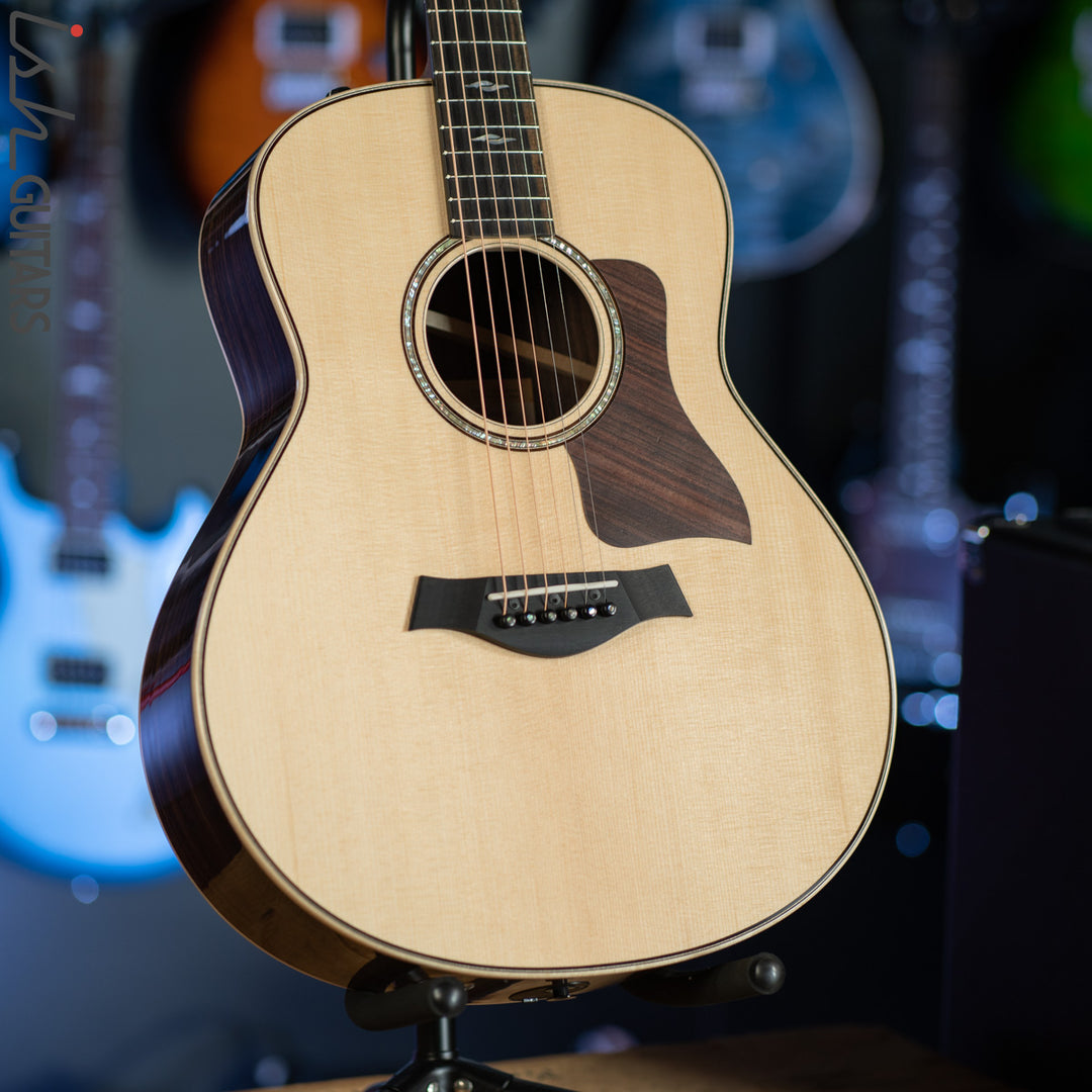 Taylor GT 811e Acoustic Electric Guitar Natural Gloss
