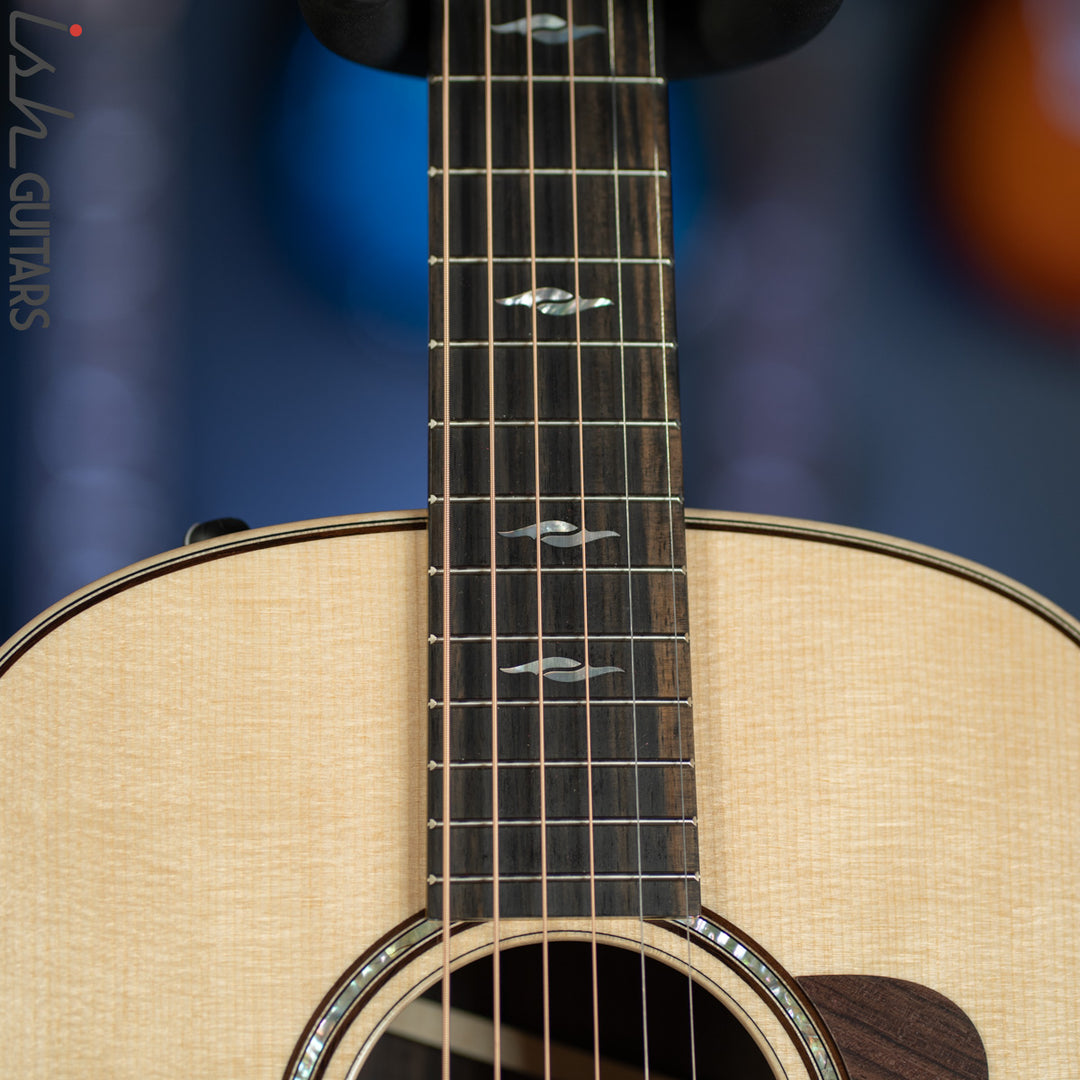 Taylor GT 811e Acoustic Electric Guitar Natural Gloss