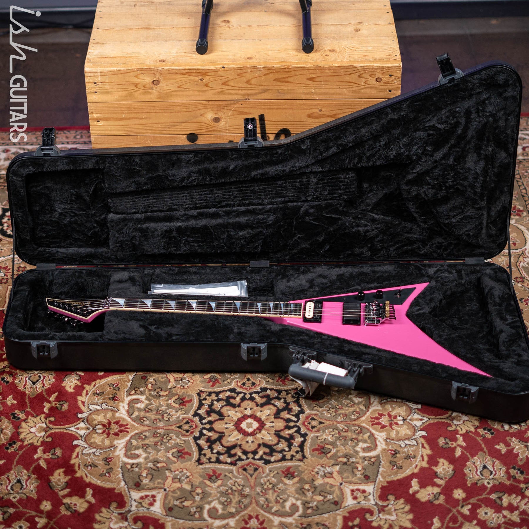 Pink Randy Rhodes 2020 Jackson Randy Rhoads Custom Shop Platinum Pink – Ish Guitars