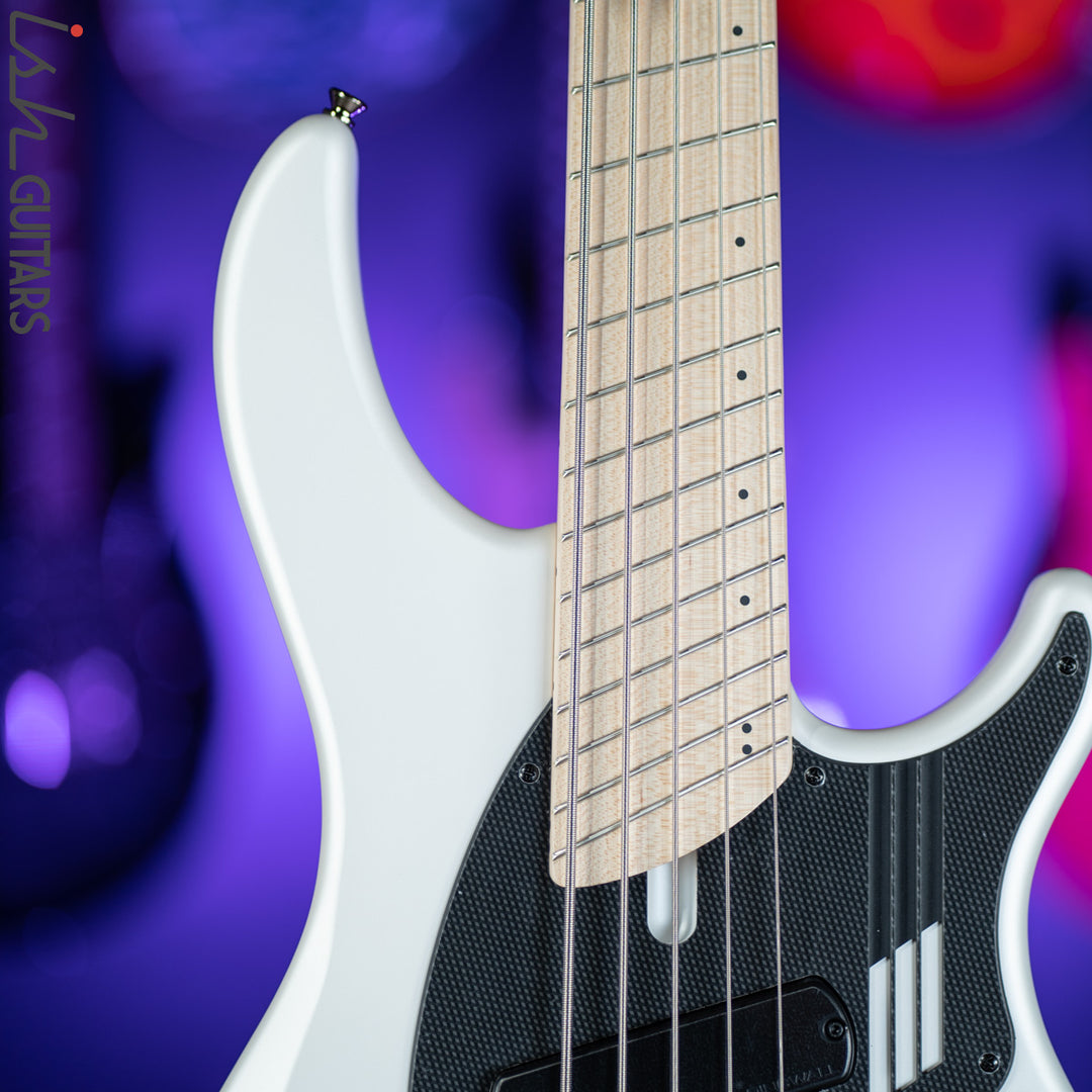 Dingwall NG-3 5-String Adam “Nolly” Getgood Signature Ducati White