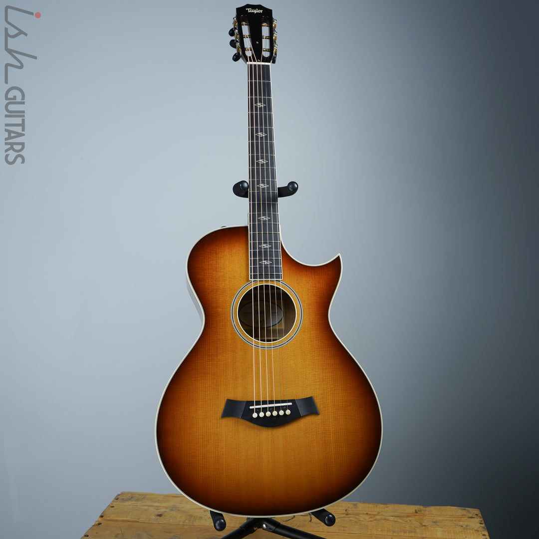 Taylor BTO Custom Shop Grand Concert 12 Fret Florentine Torrefied Spruce Myrtlewood