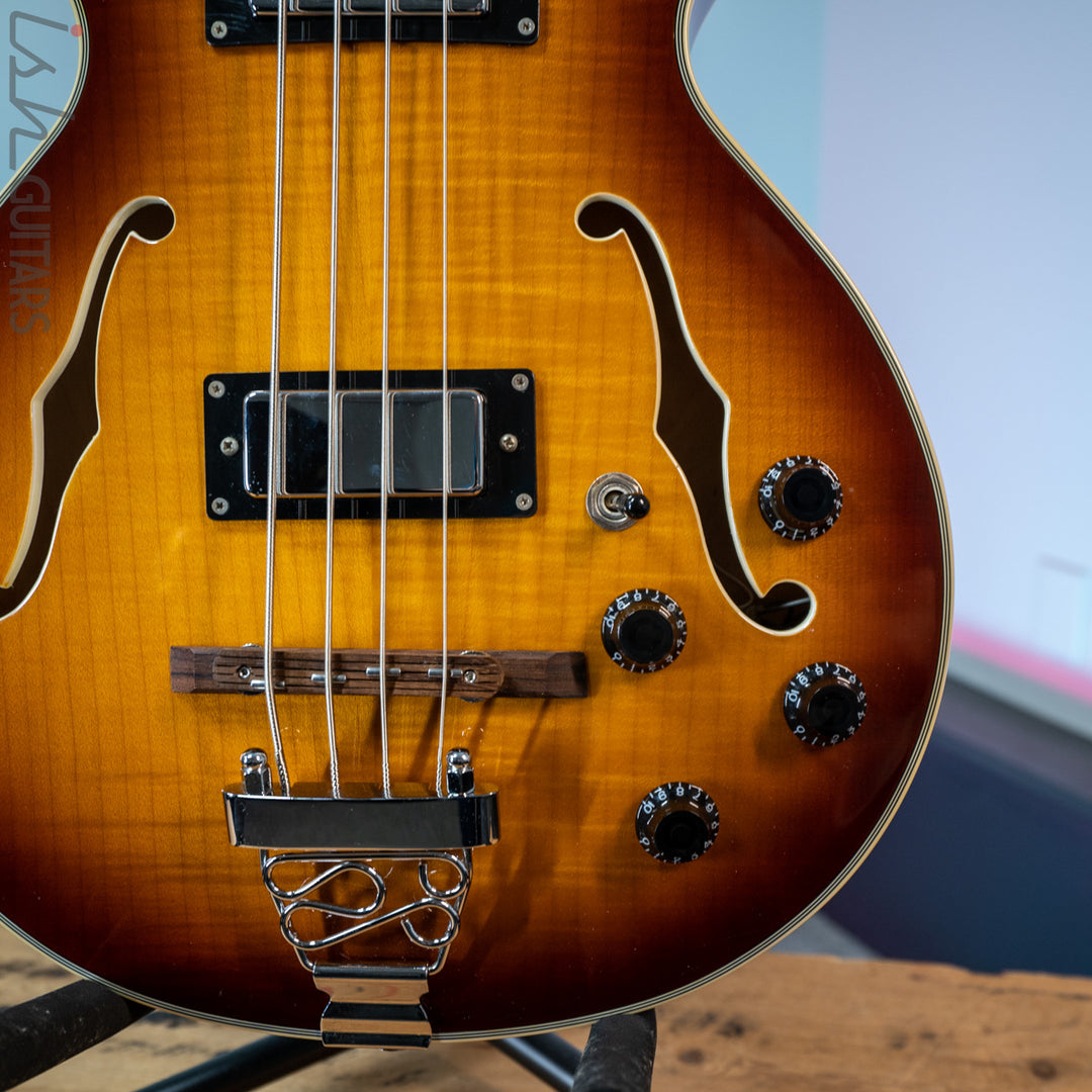 Jay Turser Semi-Hollow Bass Sunburst
