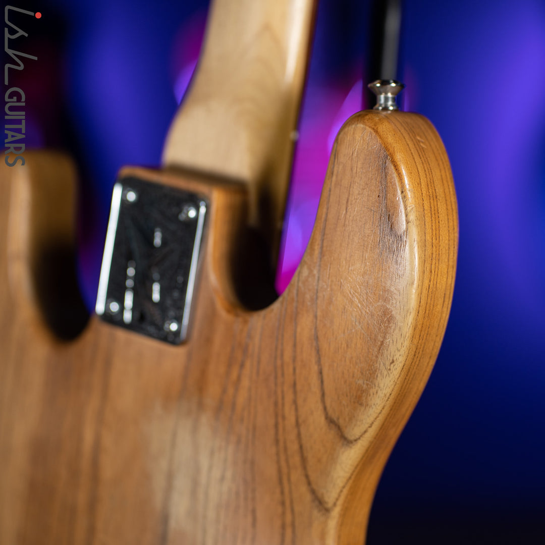 1980 Peavey T-40 FL Fretless Natural