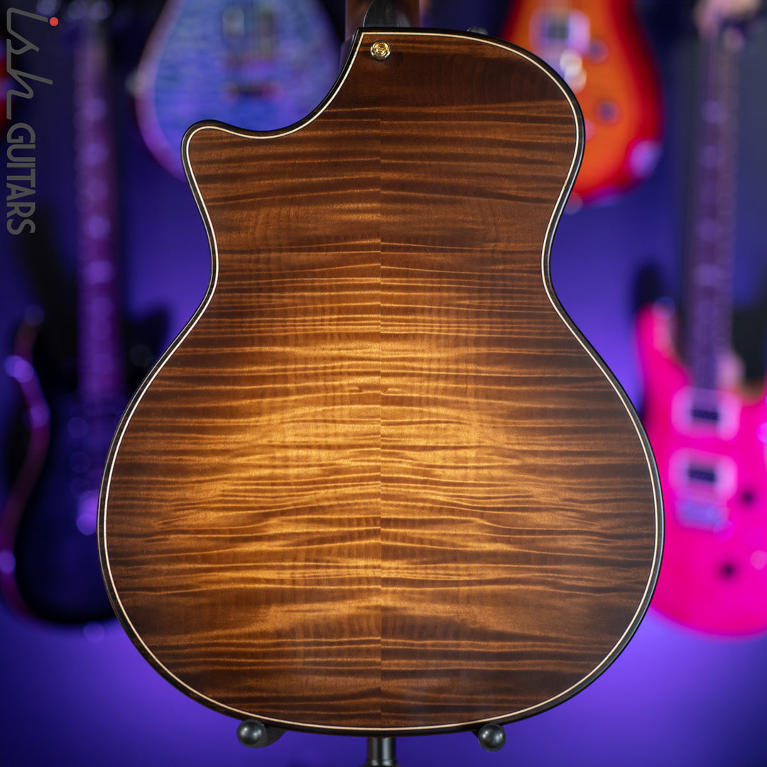 Taylor 614ce Builder’s Edition Wild Honey Burst