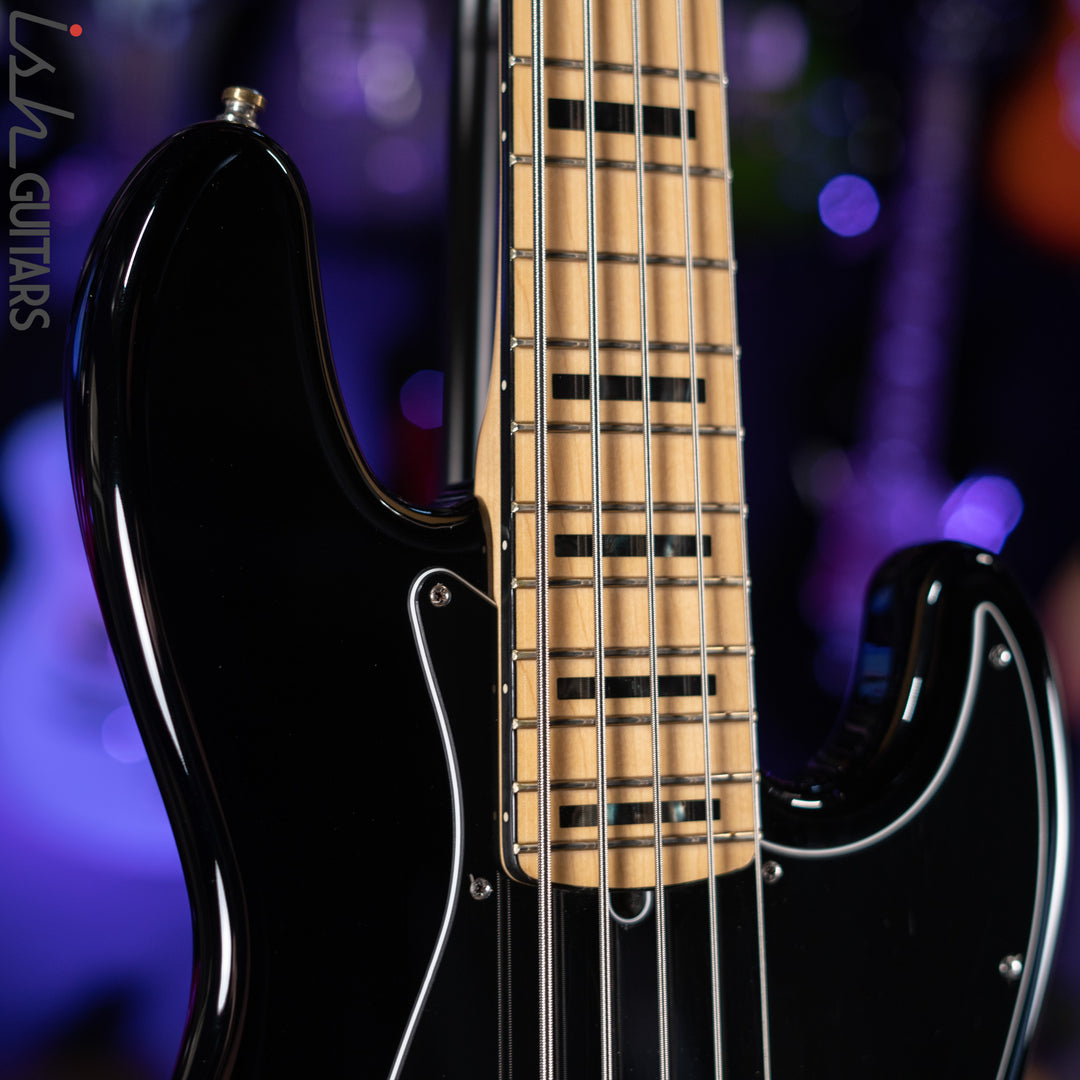 2015 Fender American Deluxe Jazz Bass Black