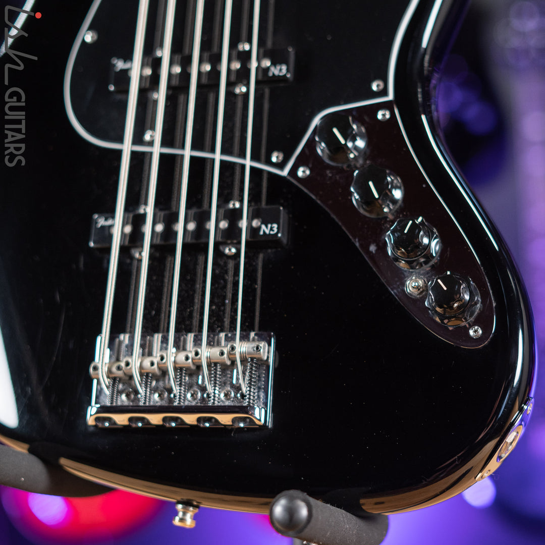 2015 Fender American Deluxe Jazz Bass Black