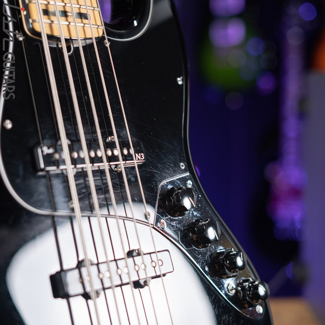 2015 Fender American Deluxe Jazz Bass Black