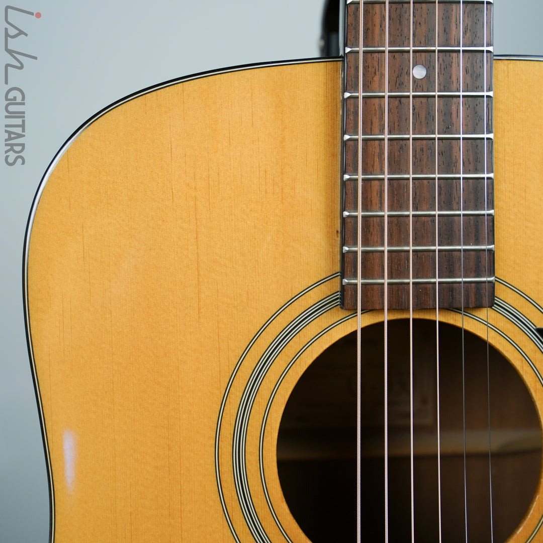 Takamine G-330 Natural w/ Case