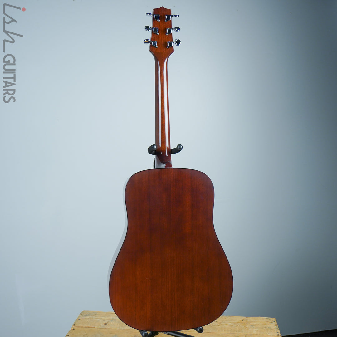 Takamine G-330 Natural w/ Case