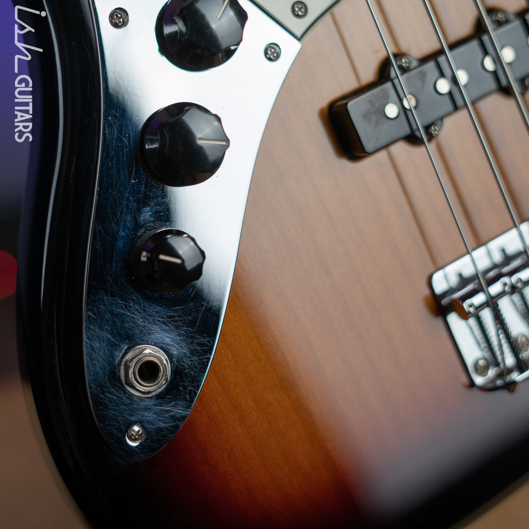 2017 Fender Lefty Player Jazz Bass Sunburst