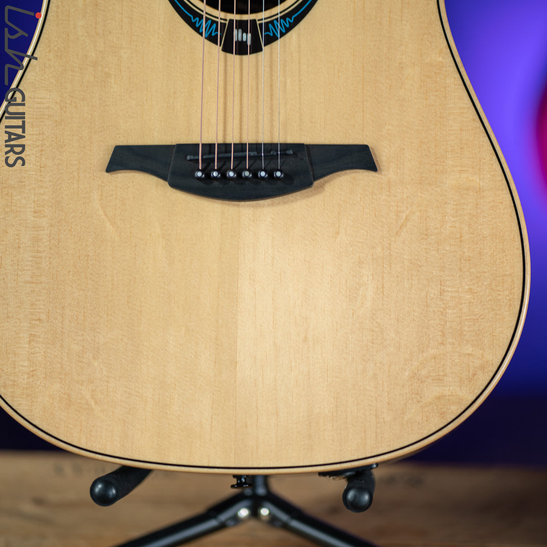 Lâg THV30DCE Dreadnought Hyvibe Tramontane Smart Guitar