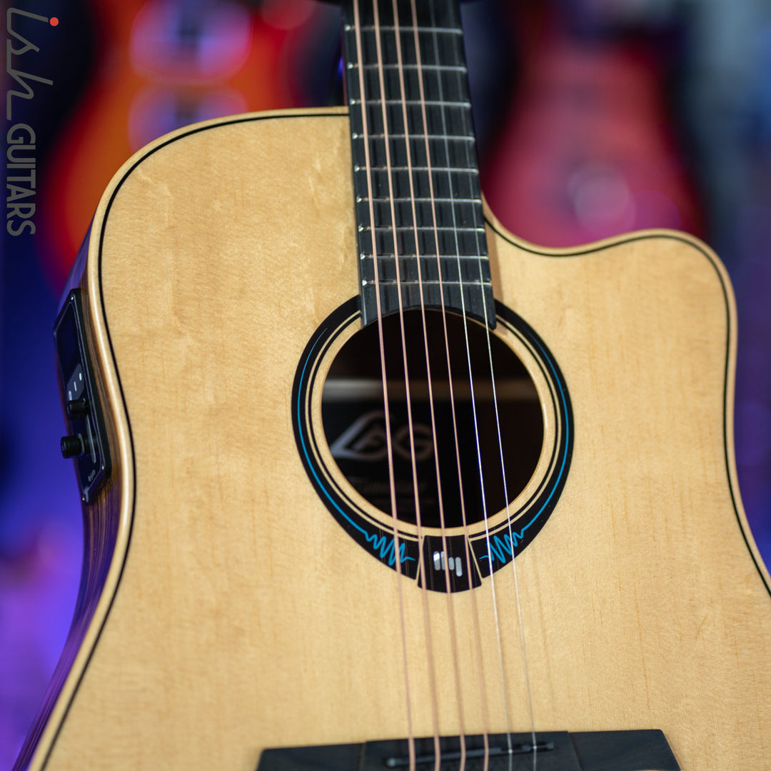 Lâg THV30DCE Dreadnought Hyvibe Tramontane Smart Guitar