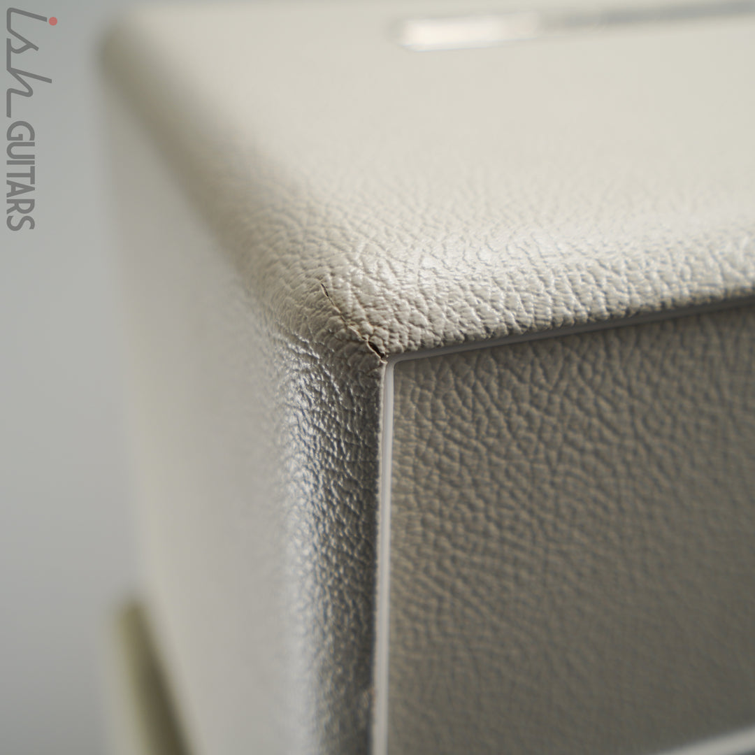 Magnatone Limited Edition White Super 59 MKII Head and Cabinet