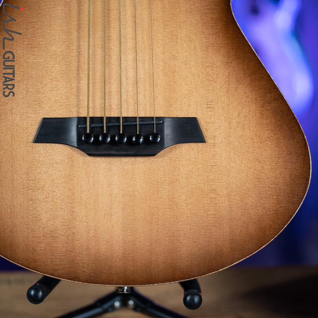 Veillette Acoustic 5 String Bass Guitar Brazilian Rosewood Tobacco Sunburst