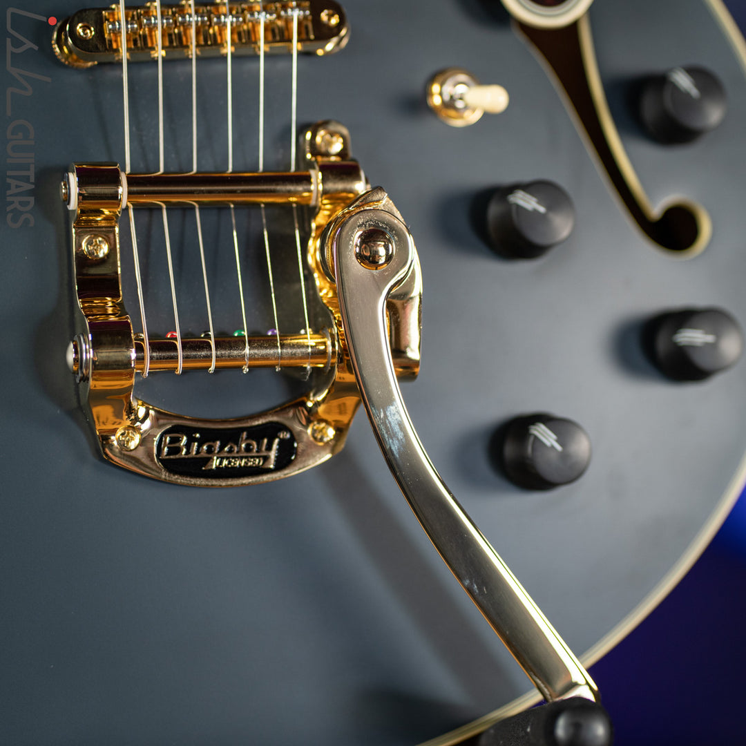 2016 D’Angelico Deluxe Signed by Bob Weir SS Signature Matte Stone