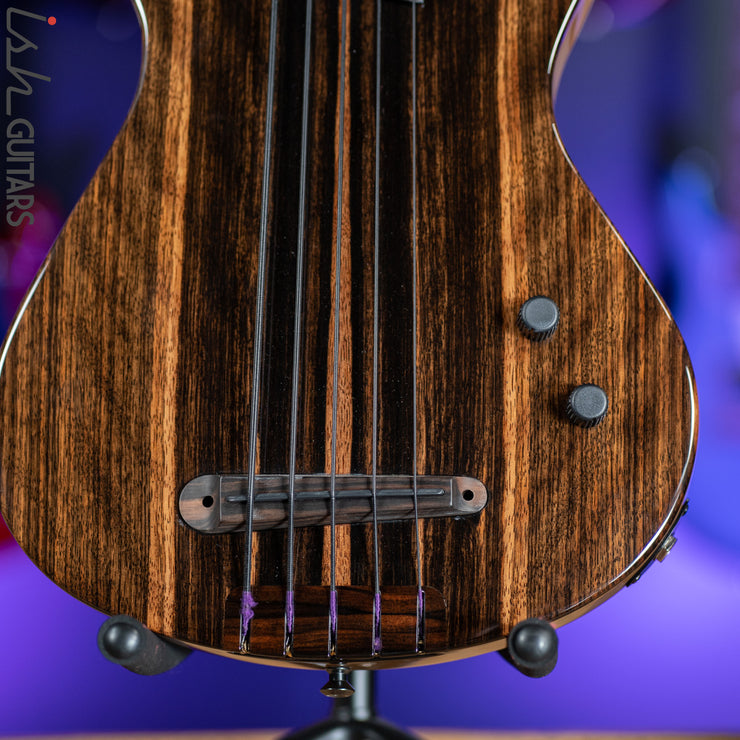 Veillette Minotaur 5 String 33" Short Scale Bass Guitar w/ Piezo