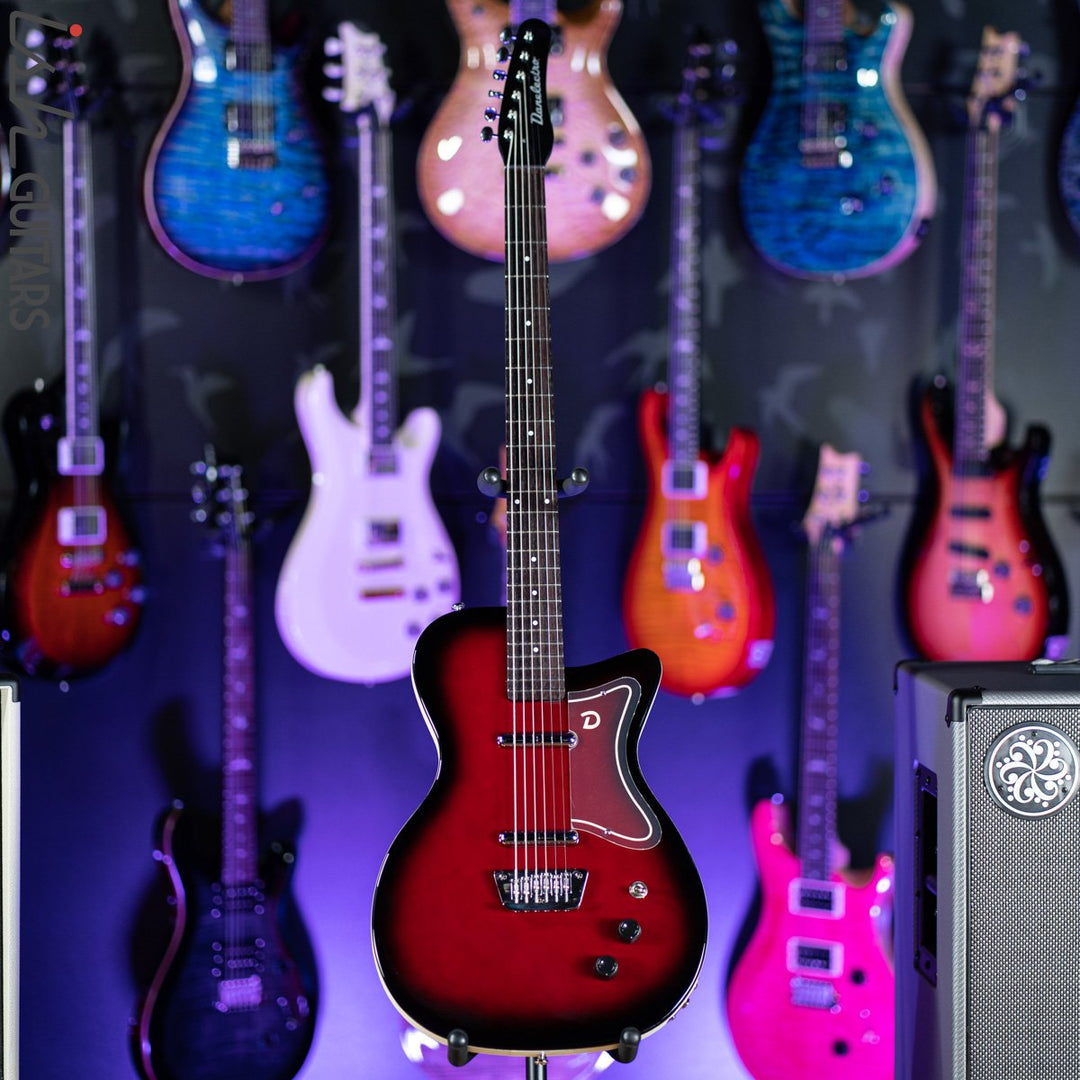 Danelectro 56 Singlecut Baritone Red Burst