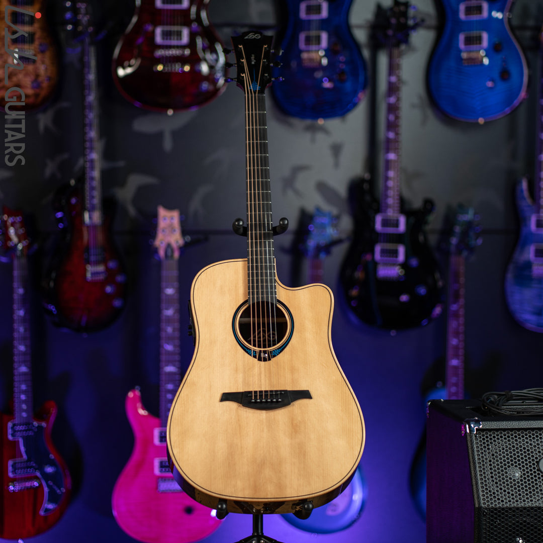 Lâg THV30DCE Dreadnought Hyvibe Tramontane Smart Guitar