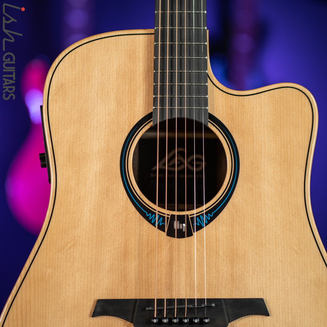 Lâg THV30DCE Dreadnought Hyvibe Tramontane Smart Guitar