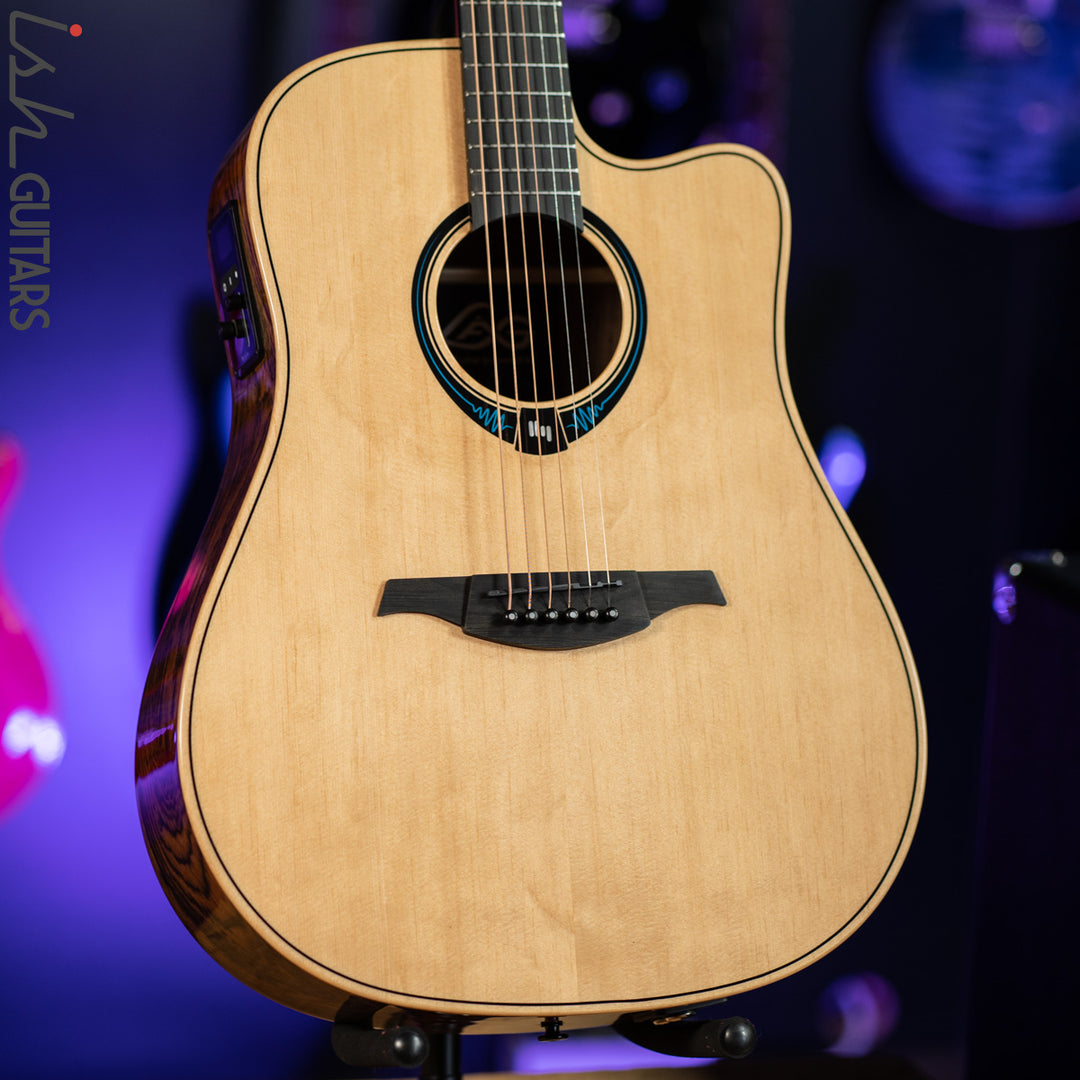 Lâg THV30DCE Dreadnought Hyvibe Tramontane Smart Guitar