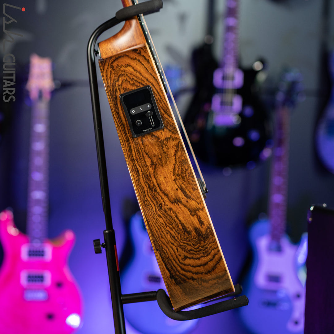 Lâg THV30DCE Dreadnought Hyvibe Tramontane Smart Guitar