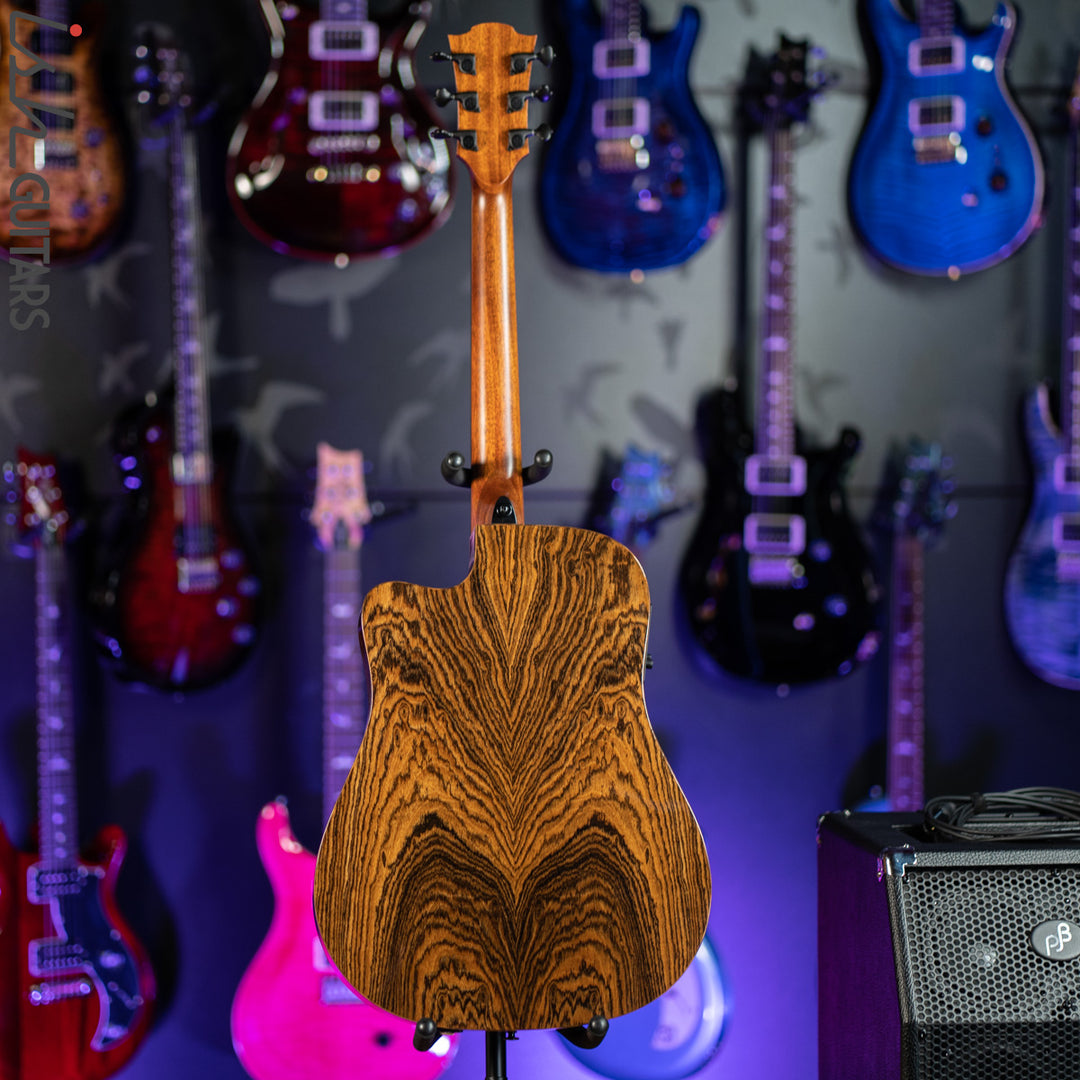 Lâg THV30DCE Dreadnought Hyvibe Tramontane Smart Guitar
