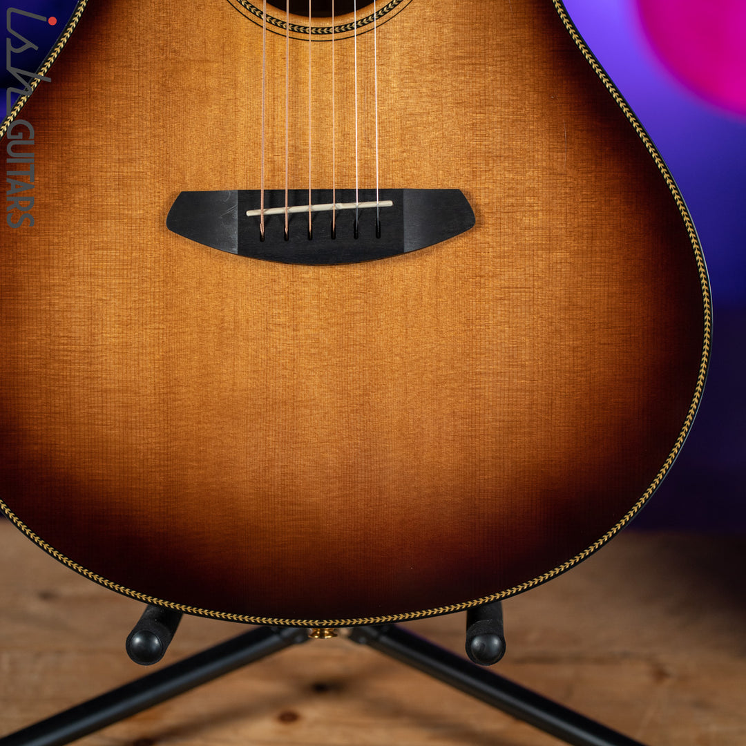 2012 Breedlove Oregon Concert LTD Whiskey Burst