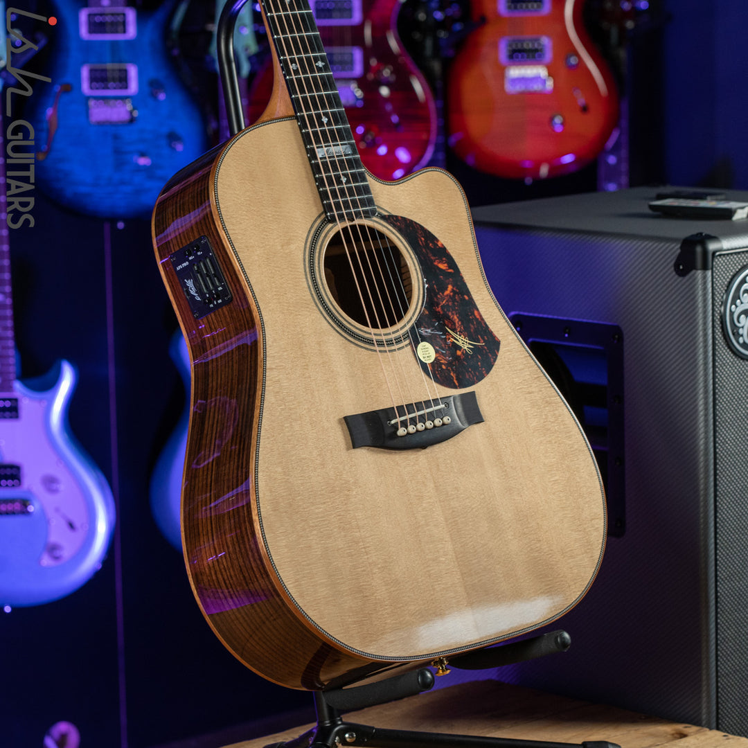 Maton Messiah EM100C Acoustic-Electric Guitar Sitka Spruce