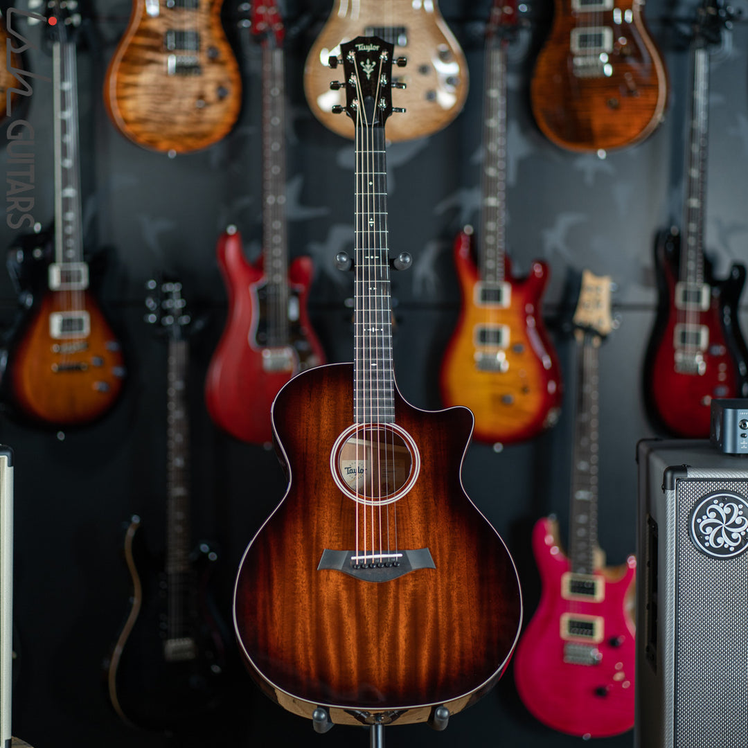 Taylor 524ce V-Class Shaded Edgeburst Mahogany Grand Auditorium