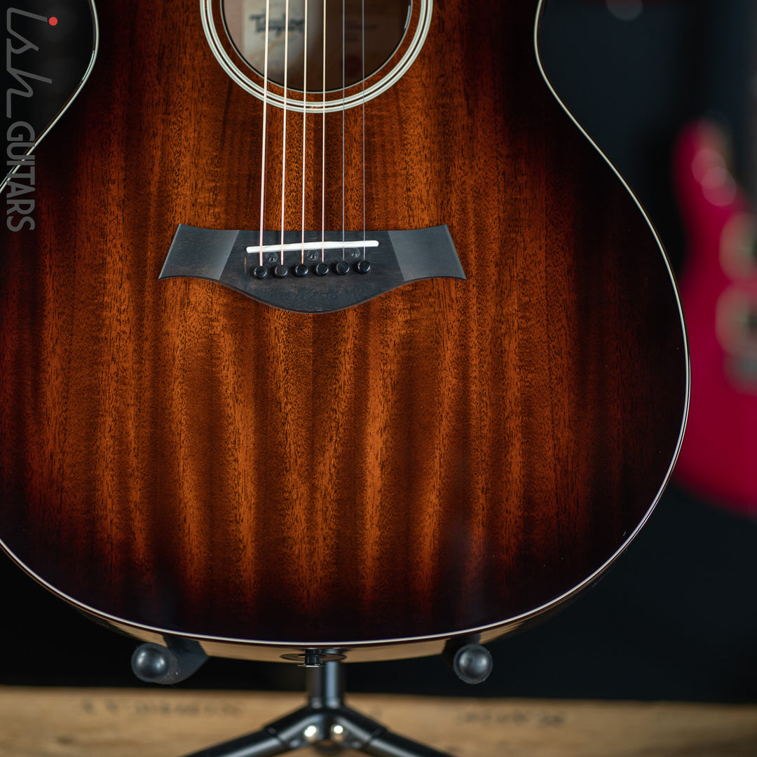Taylor 524ce V-Class Shaded Edgeburst Mahogany Grand Auditorium
