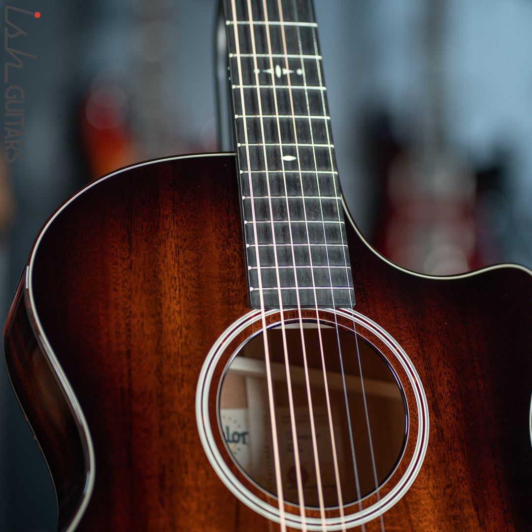 Taylor 524ce V-Class Shaded Edgeburst Mahogany Grand Auditorium