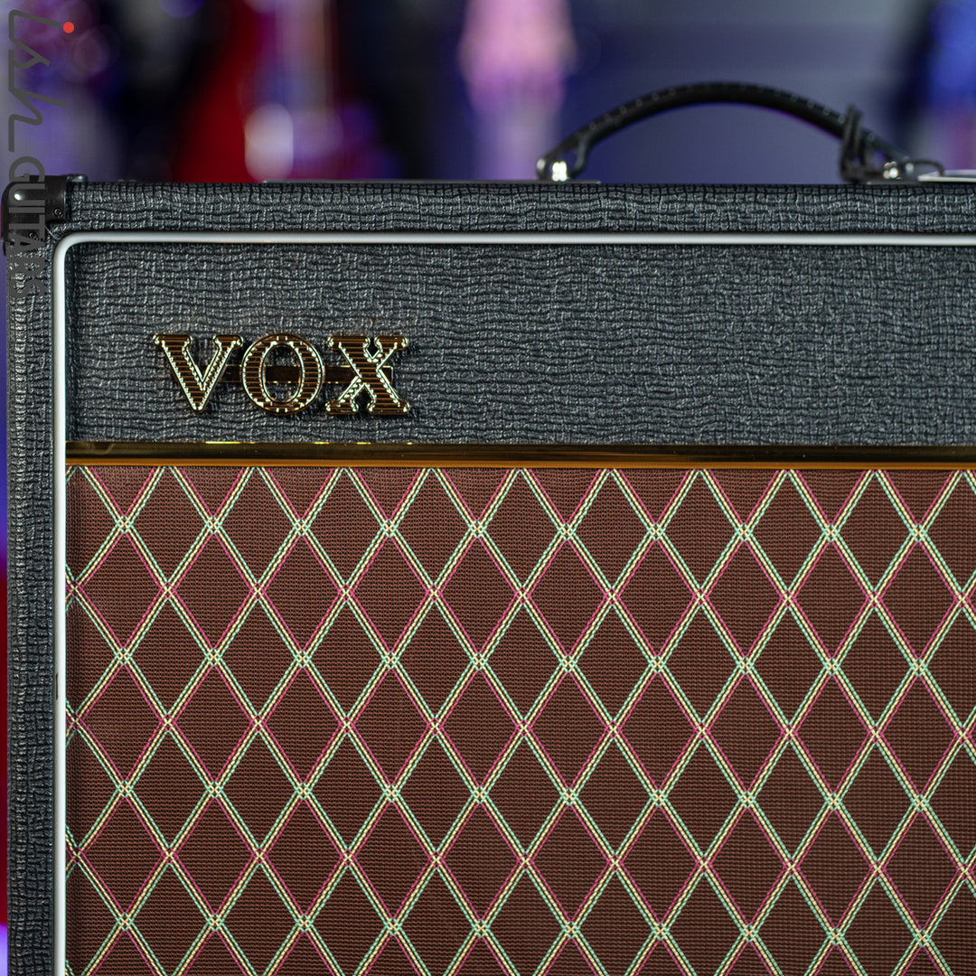 Vox AC15C1X 15W 1x12 Tube Guitar Combo Amp Black Demo