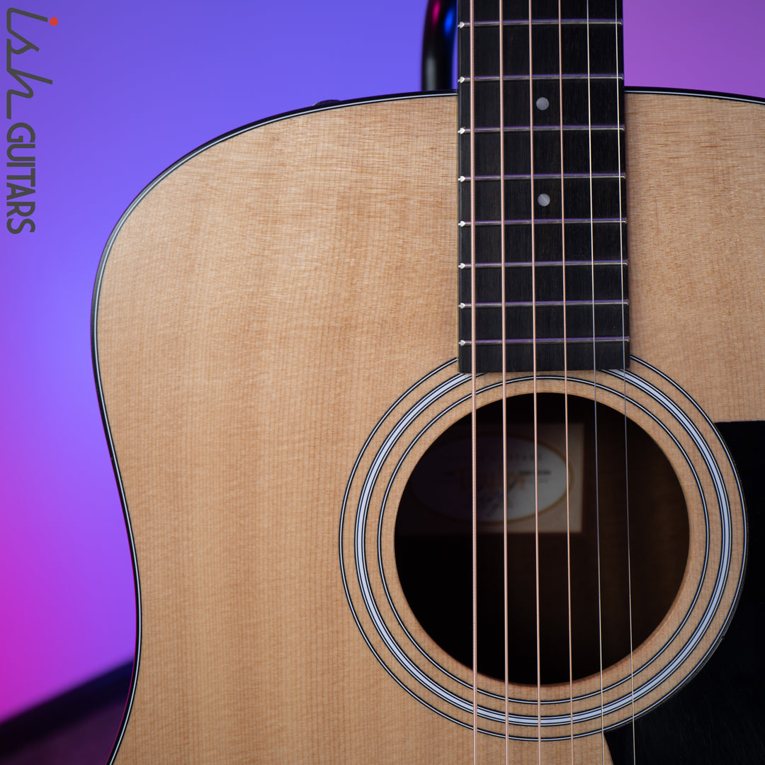 Taylor 110e Dreadnought Acoustic Electric