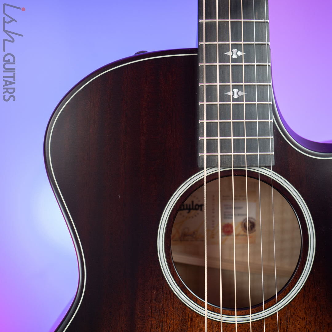 Taylor Builder’s Edition 324ce Urban Ash