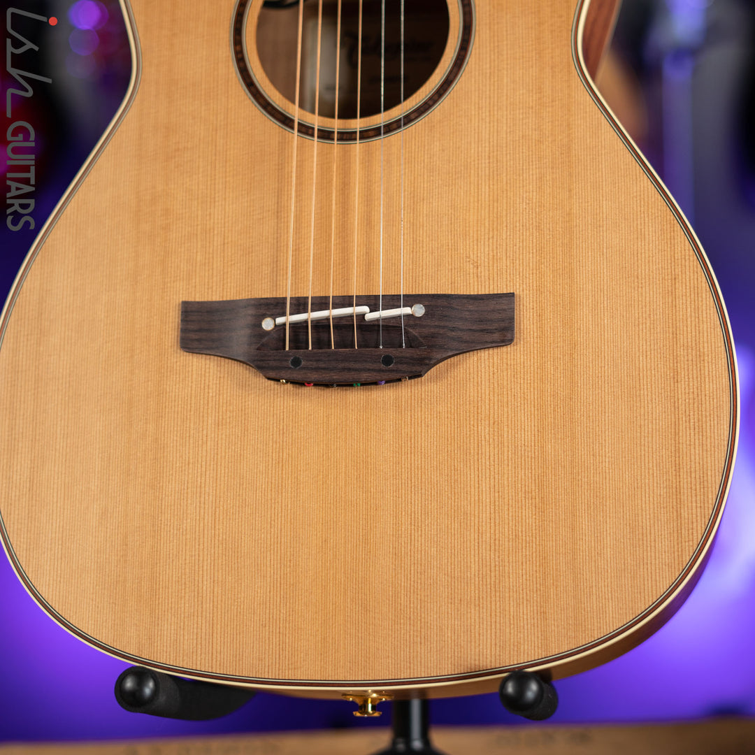 Takamine CP3NYK Acoustic-Electric Guitar Natural Satin Cedar