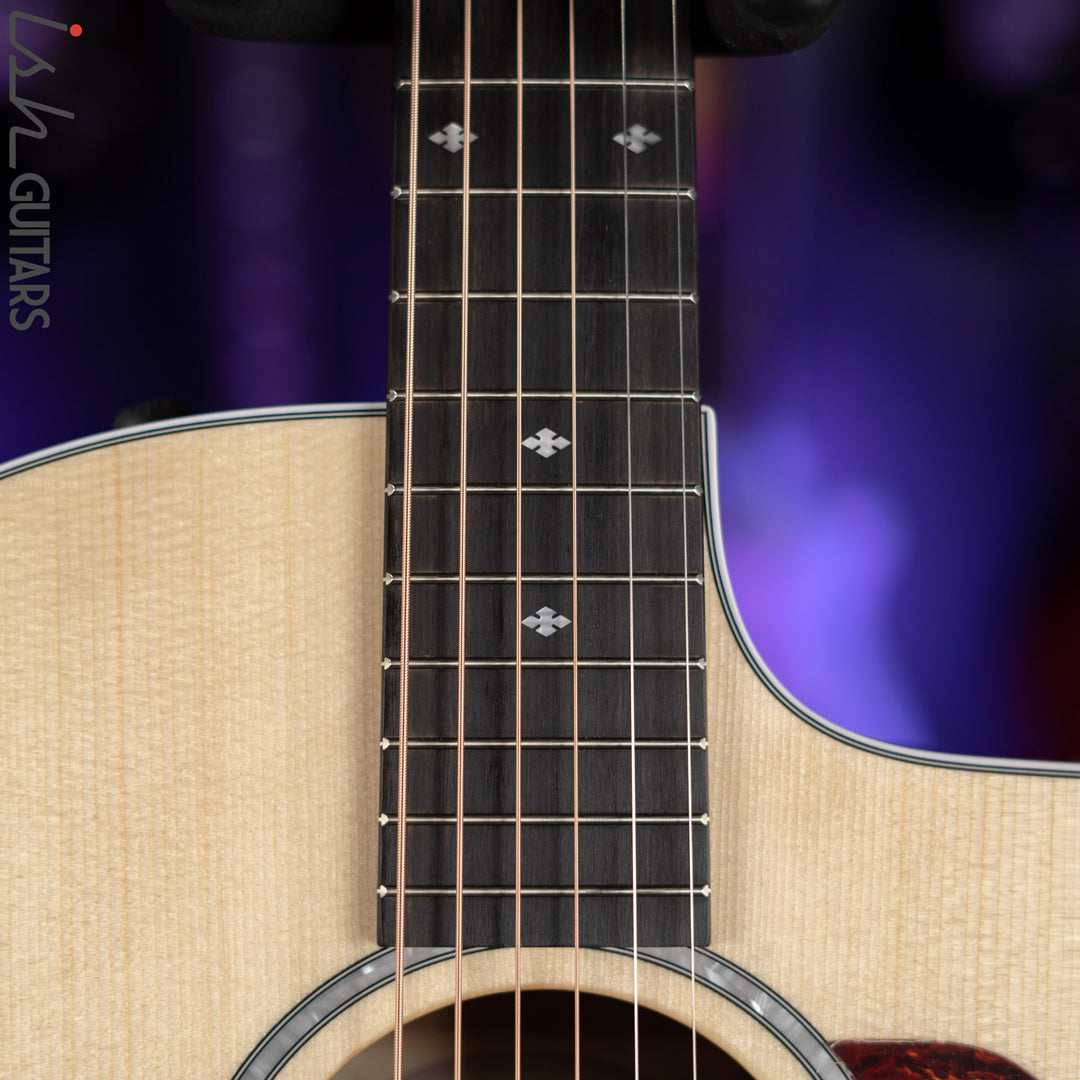Taylor 214ce-QS Deluxe Limited Acoustic-Electric Guitar Natural