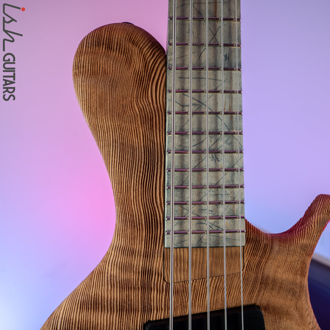 Ritter R8 Singlecut Bass Guitar Sandblasted Quilted Redwood