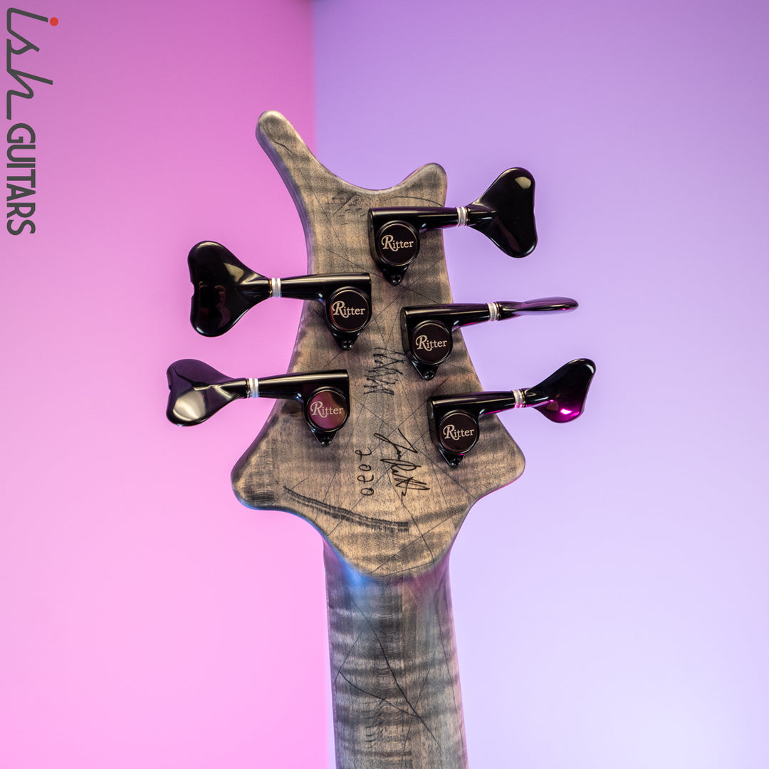 Ritter R8 Singlecut Bass Guitar Sandblasted Quilted Redwood