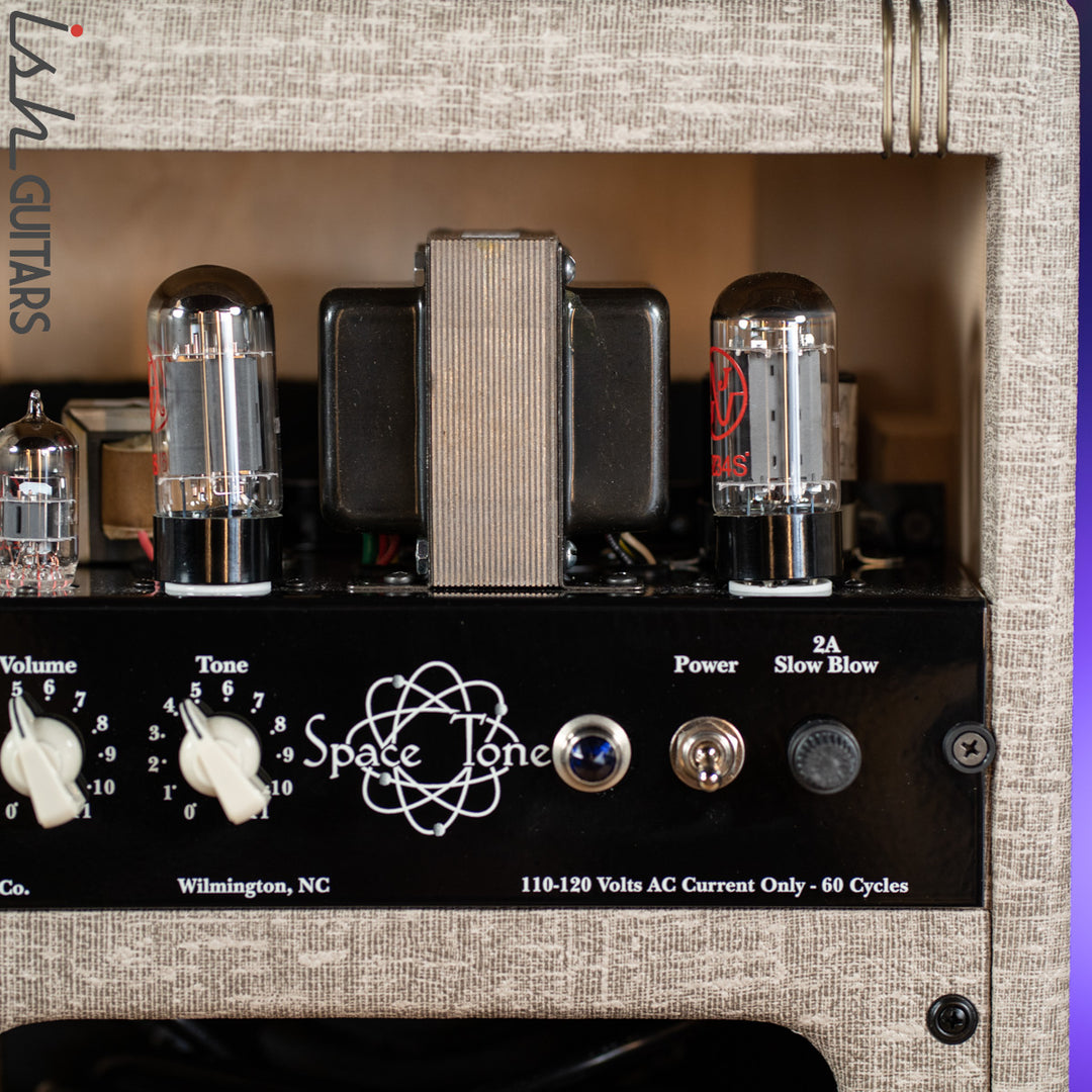 Swart Space Tone 6v6se Guitar Amplifier Custom Fawn Slub Gold Piping Black and Tan Gold Sparkle Grill