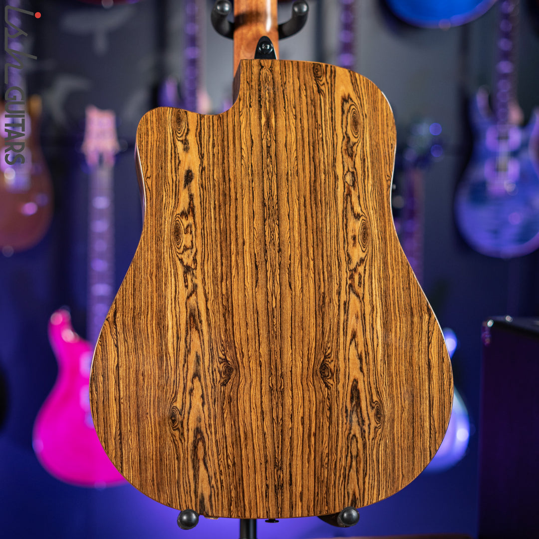 Lâg THV30DCE Dreadnought Hyvibe Tramontane Smart Guitar