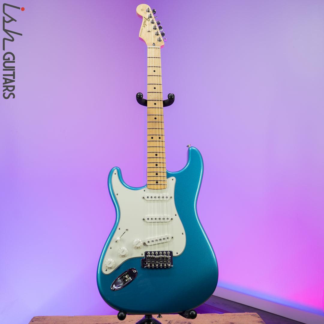2017 Fender Stratocaster MIM Left Handed Metallic Blue