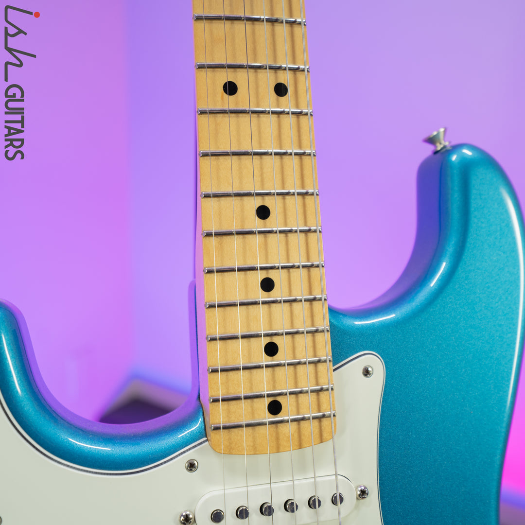2017 Fender Stratocaster MIM Left Handed Metallic Blue