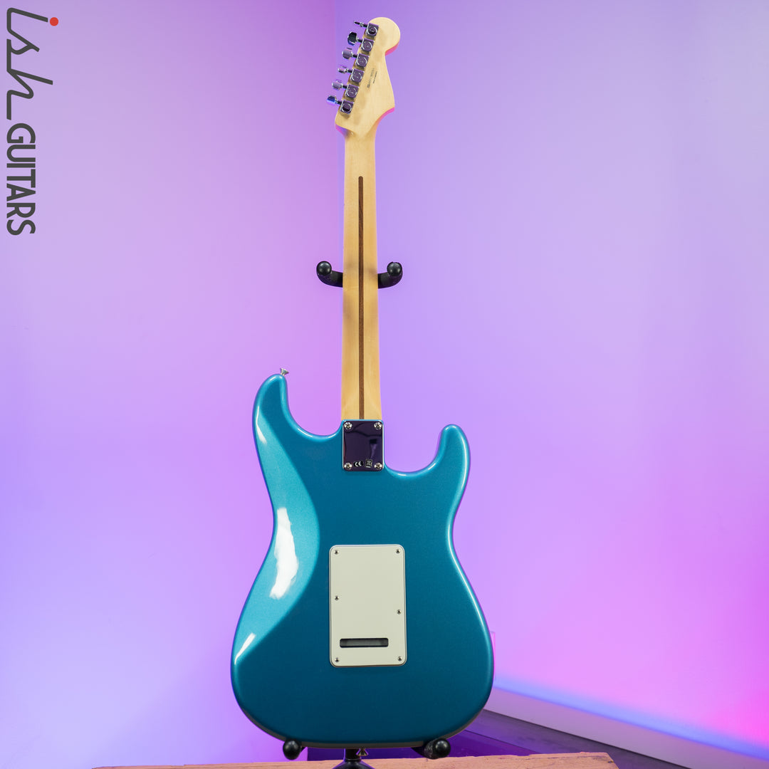 2017 Fender Stratocaster MIM Left Handed Metallic Blue