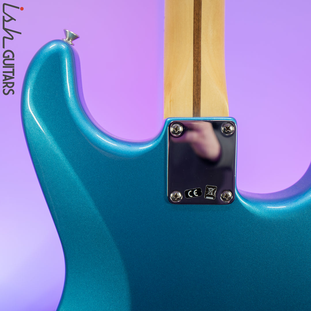 2017 Fender Stratocaster MIM Left Handed Metallic Blue