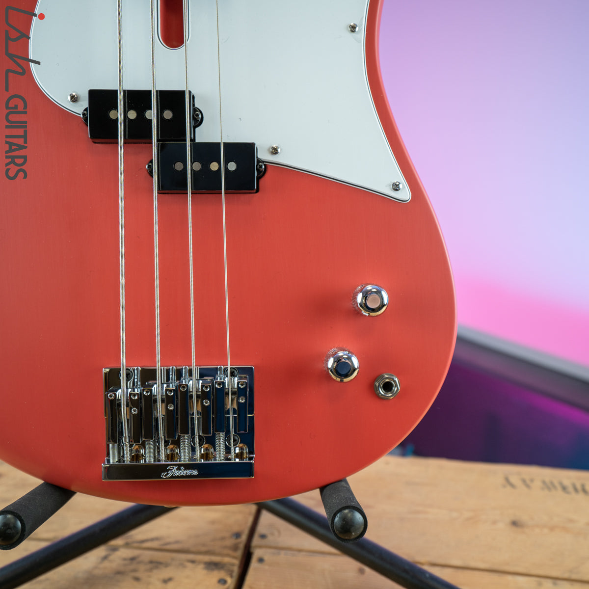 Fodera Monarch P Classic Standard Classic 4 String Satin Fiesta