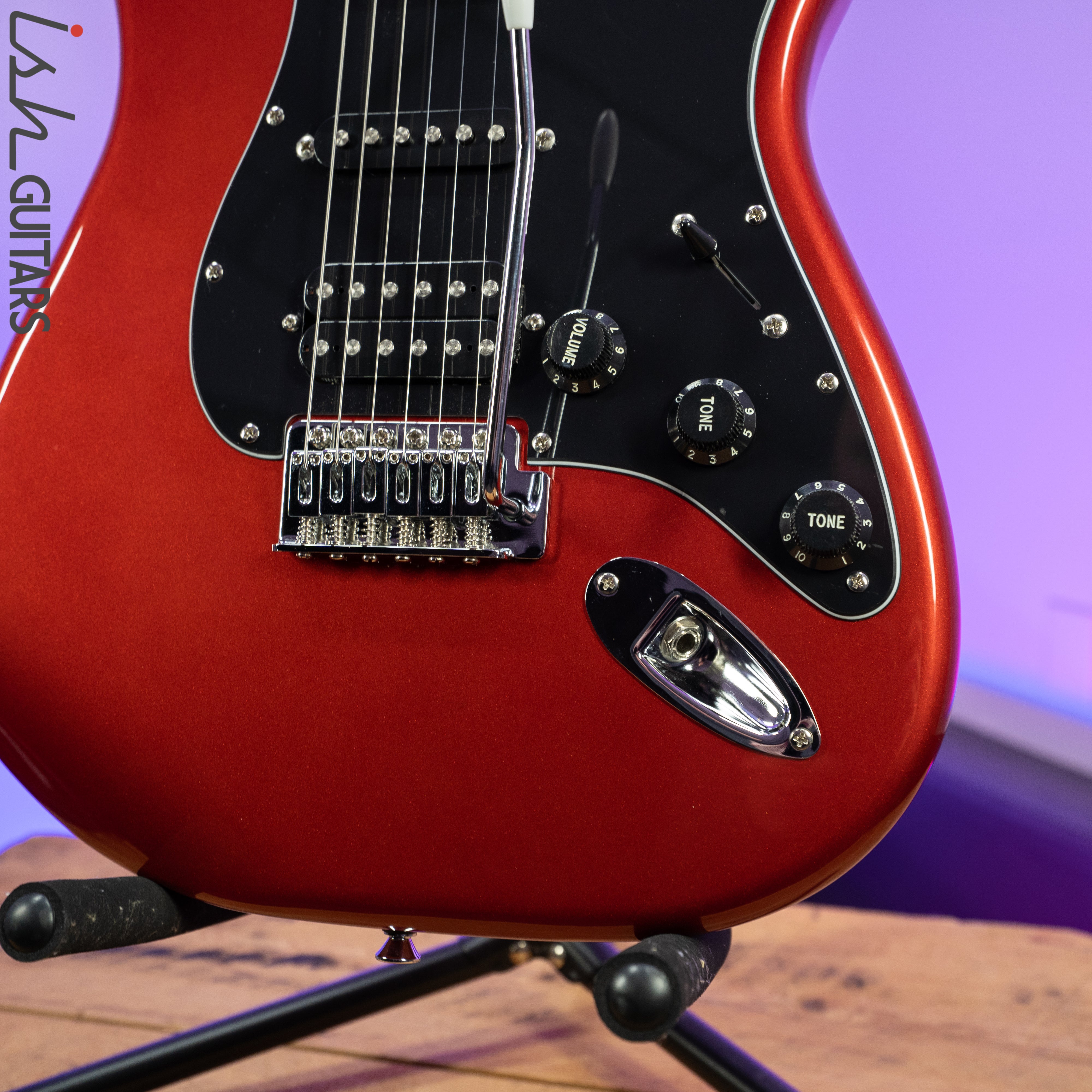 2016 Fender Squier Affinity Series Strat HSS Metallic Red – Ish